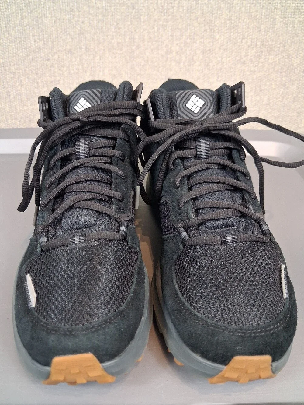 Columbia Mens Benson Mid Lightweight Trail Hiking Shoes Athletic Black Size 7